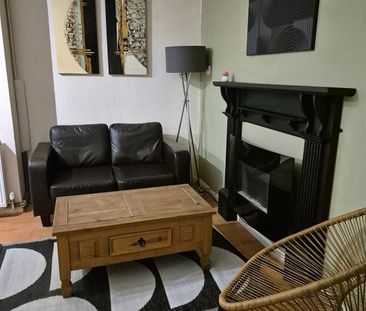 Room in a Shared House, Knepp Close, BN2 - Photo 3