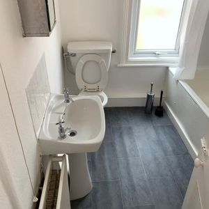 7 Beamsley Place, LS6 1JZ, Leeds - Photo 3