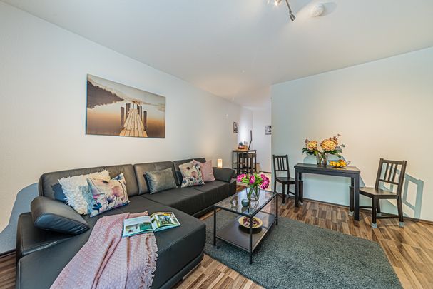 City-Residence: Schick möblierte Wohnung mit Skylineblick in schöner Westendlage - Photo 1