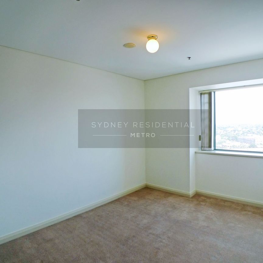 Outstanding 2-Bedroom Apartment - The Peak - Photo 1