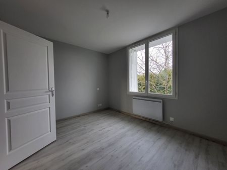 Location Maison 3 pièces 65m² - Photo 2