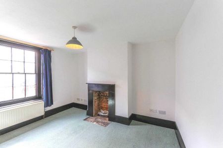 2 bedroom maisonette to rent - Photo 3