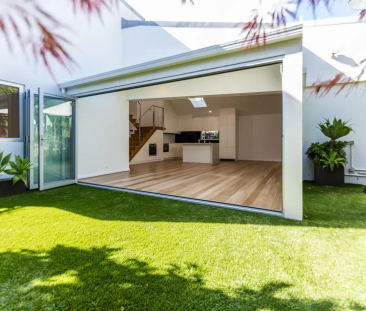 Executive Four Bedroom Home - Photo 2