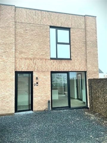 Prachtige nieuwbouwwoning met 3 slaapkamers, tuin en autostaanplaats nabij centrum! - Photo 3