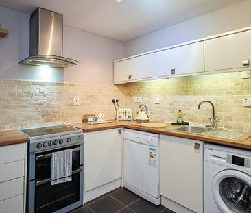 2 bedroom apartment to rent - Photo 2