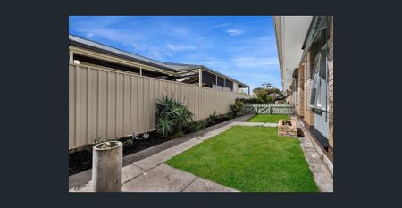 The Ultimate Beachside Lifestyle - Photo 2