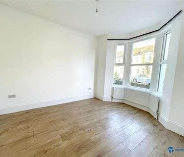 Field Road, London, E7 - Photo 1