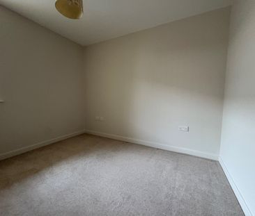 2 bedroom terraced to rent Navier Court, Longfleet Road, Poole, BH15 - Photo 3
