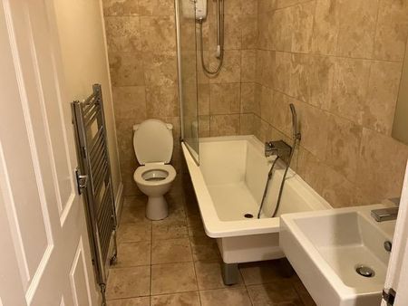 1 bedroom apartment to rent - Photo 4