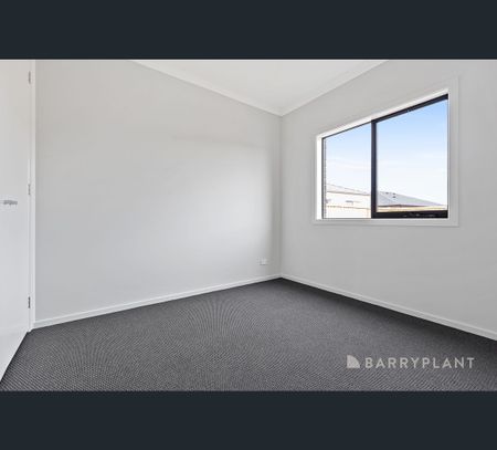 21 Banyalla Drive, Officer, Vic 3809 - Photo 4
