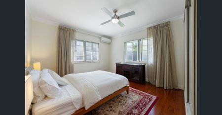 3-Bedroom Home in Elevated Ashgrove Location - Photo 5