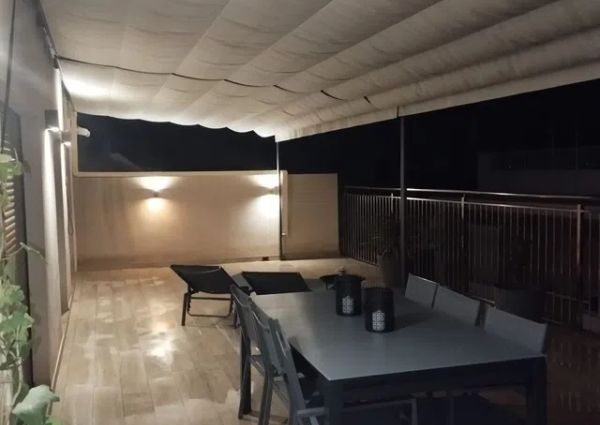 Alquiler de ático en Calle del Poeta Martínez Parra, 13