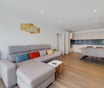 Fairfield Avenue - Photo 3