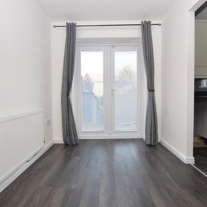 3 bedroom townhouse to rent - Photo 1