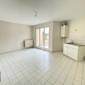 Location Appartement 1 pièce 31m² NEUVILLE SUR SAONE 69250 - Photo 2