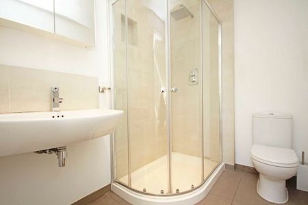 Sheen Road, TW9, London - Photo 5
