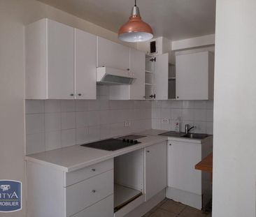 Location Appartement 2 pièces 42m² MARSEILLE 5ème - Photo 3