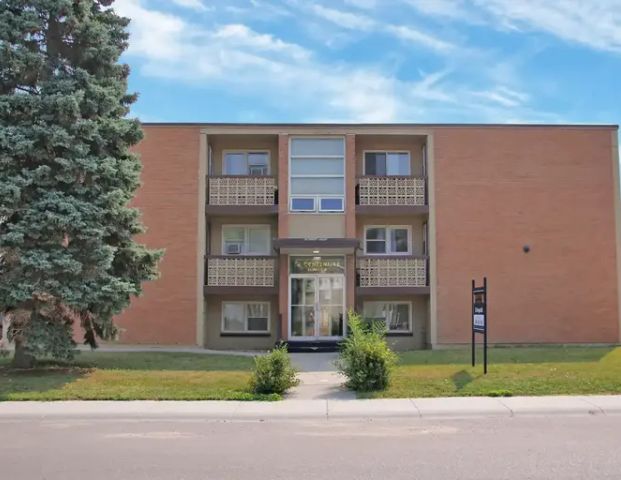 23 Angus Rd | 23 Angus Rd, Regina - Photo 1