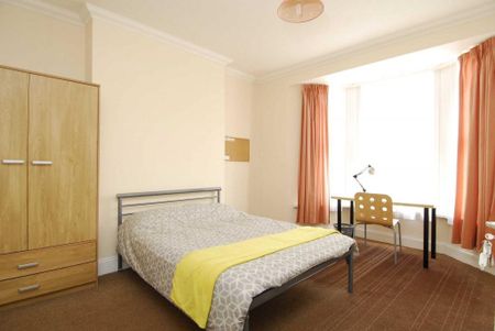 4 bedroom house share to rent - Photo 3