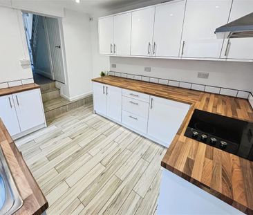 Brynhyfryd Terrace, FERNDALE - Photo 6