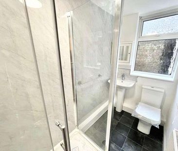 Ilfracombe Road, Southend-on-sea, Essex, SS2 - Photo 5