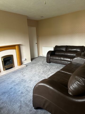 2 Bed Flat, Shepherd Place, AB12 - Photo 2