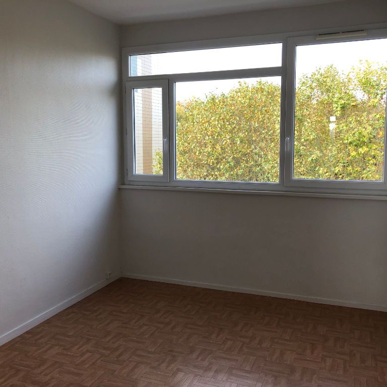 Location Appartement 4 pièces 73m² - Photo 1