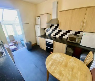 3 bedroom house to rent - Photo 6