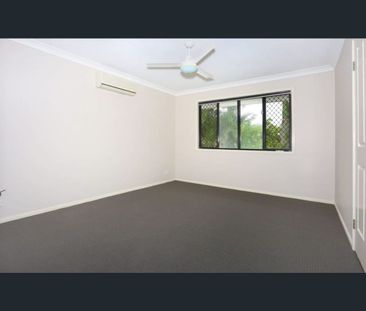 8 Stockman Crescent, Mudgeeraba, Qld 4213 - Photo 3