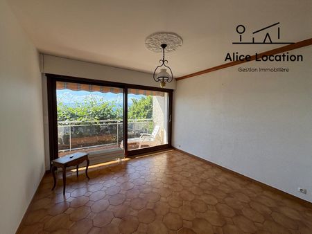 Location Appartement 4 pièces 81m² THONON LES BAINS 74200 - Photo 3