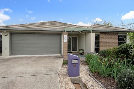 38 Zakharov Avenue, Forde ACT 2914 - House For Rent | Domain - Photo 2