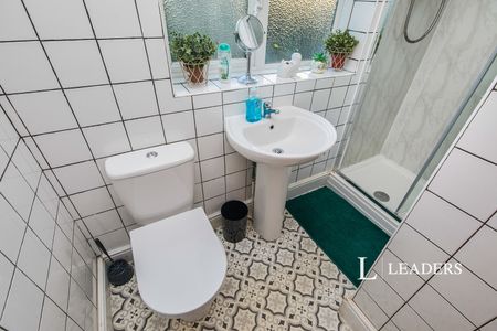 4 bedroom house to rent Onslow Road, Mickleover, DE3 - Photo 5