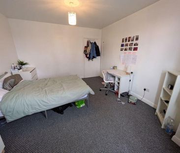 5 bedroom house to rent - Photo 1