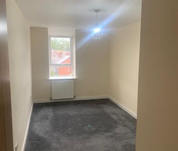 1 Bed Flat, Bradfield Road, S6 - Photo 3