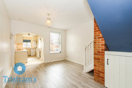 2 bed Mid Terraced House for Rent - Photo 2