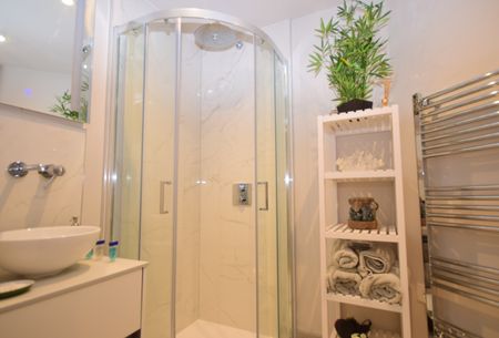 2 bedroom apartment to rent - Photo 5