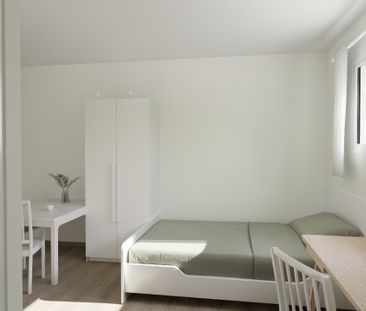 Location Appartement 1 pièce 22m² LA ROCHE SUR YON 85000 - Photo 1