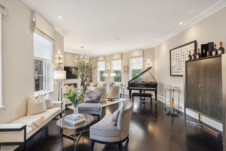 5 bedroom detached house to rent - Photo 3