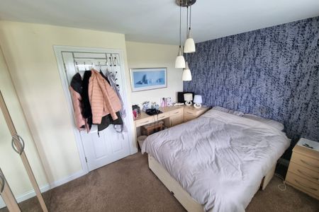 Primrose Close, CORBY - Photo 3