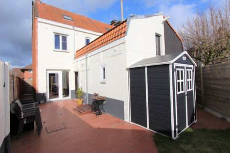 HALFOPEN BEBOUWING MET 3 SLAAPKAMERS - Foto 2