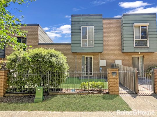 307 Anthony Rolfe Avenue, Gungahlin ACT 2912 - Townhouse For Rent | Domain - Photo 1