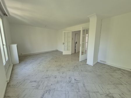 Location Appartement 3 pièces 71m² VALENCIENNES 59300 - Photo 3