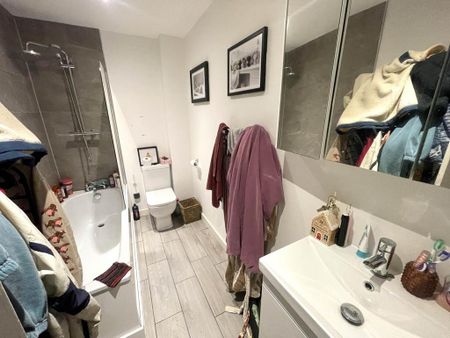 1 bedroom flat to rent - Photo 3