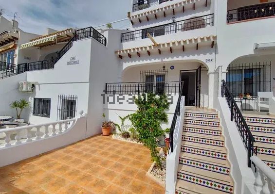 Alquiler de chalet pareado en Villamartín