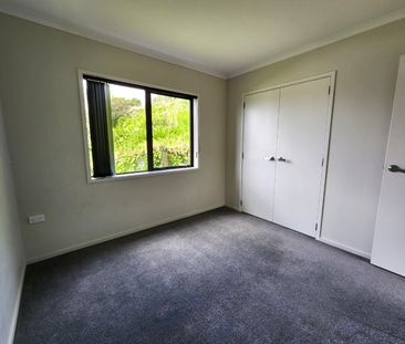 Modern Four Bedroom Home with Views - Bethlehem - Photo 1