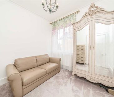Gloucester Road, TW11, London - Photo 4