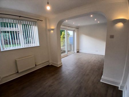 Orchard Close, Whitfield - Photo 2