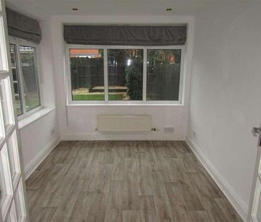 Hazel Road, Boroughbridge, YO51 - Photo 2