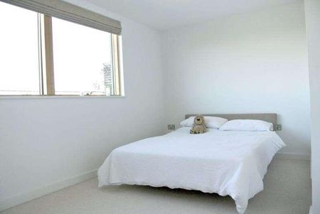 Bartholomew House, Southern Row, London, W10 - Photo 2