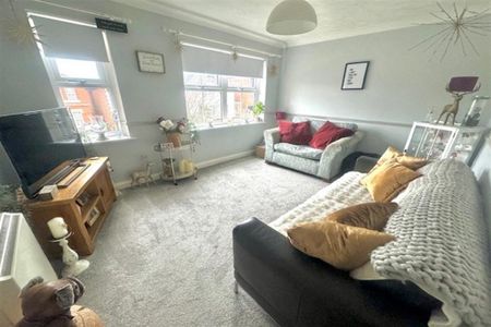 2 bedroom property to rent - Photo 3